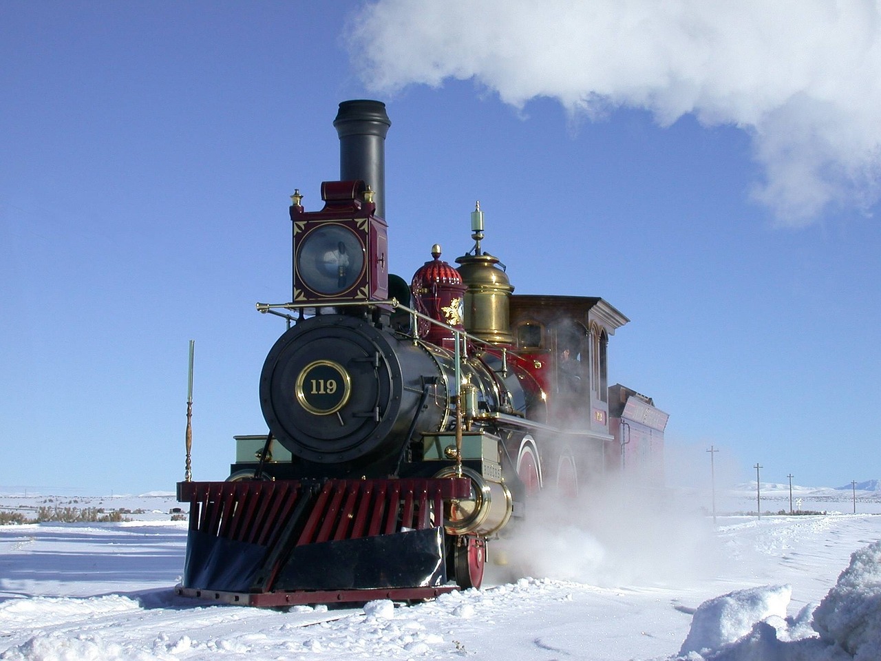 steam-locomotive-756123_1280